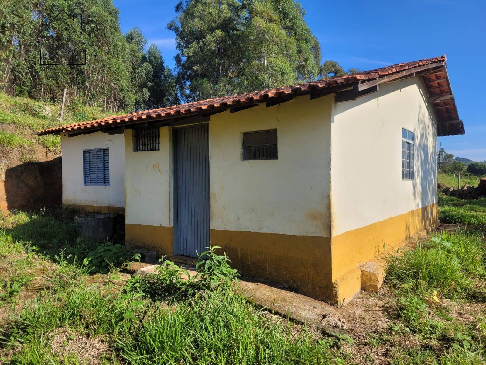 Fazenda à venda com 6 quartos, 180m² - Foto 43