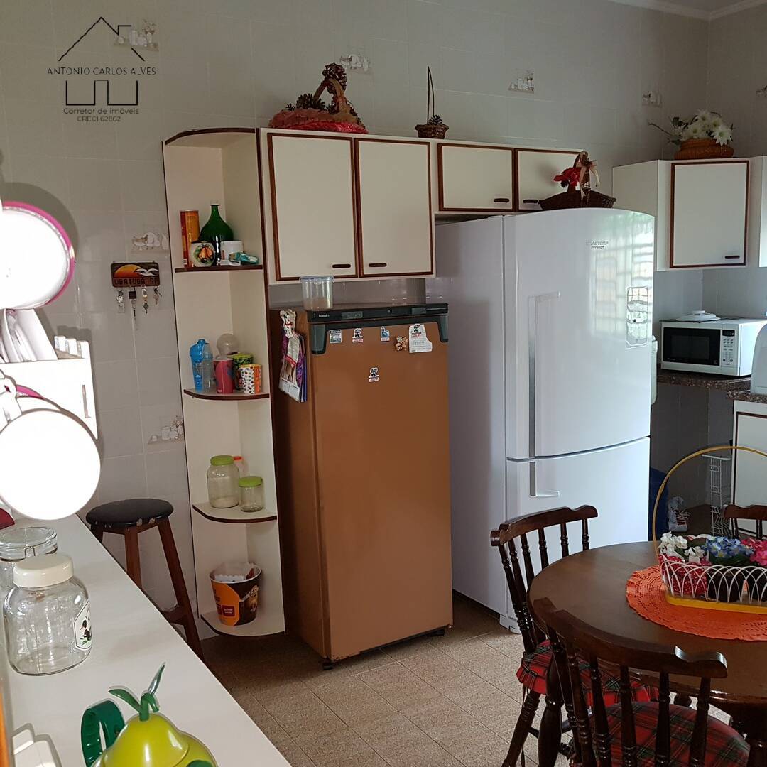 Casa à venda com 3 quartos, 400m² - Foto 47