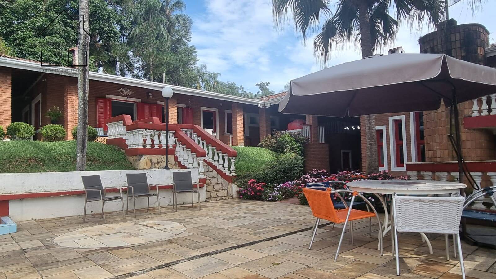 Fazenda à venda com 5 quartos, 800m² - Foto 15