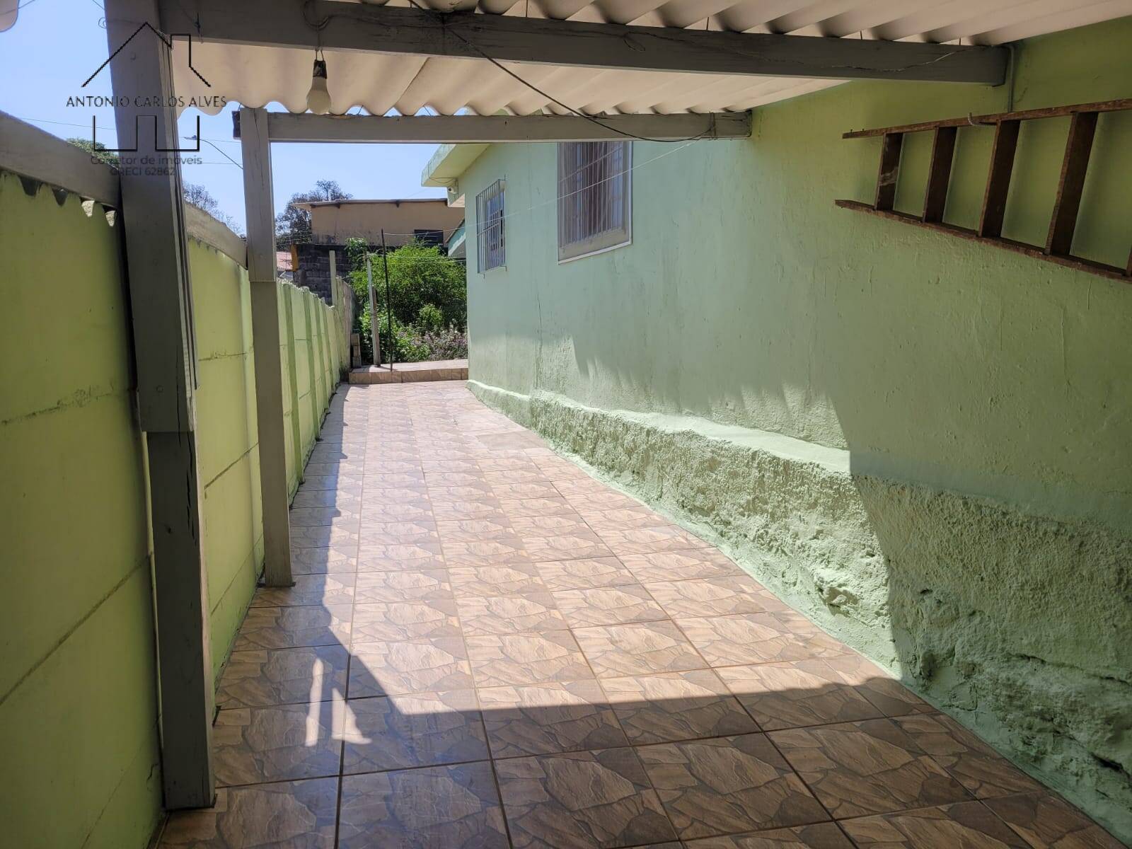 Casa à venda com 5 quartos, 146m² - Foto 7