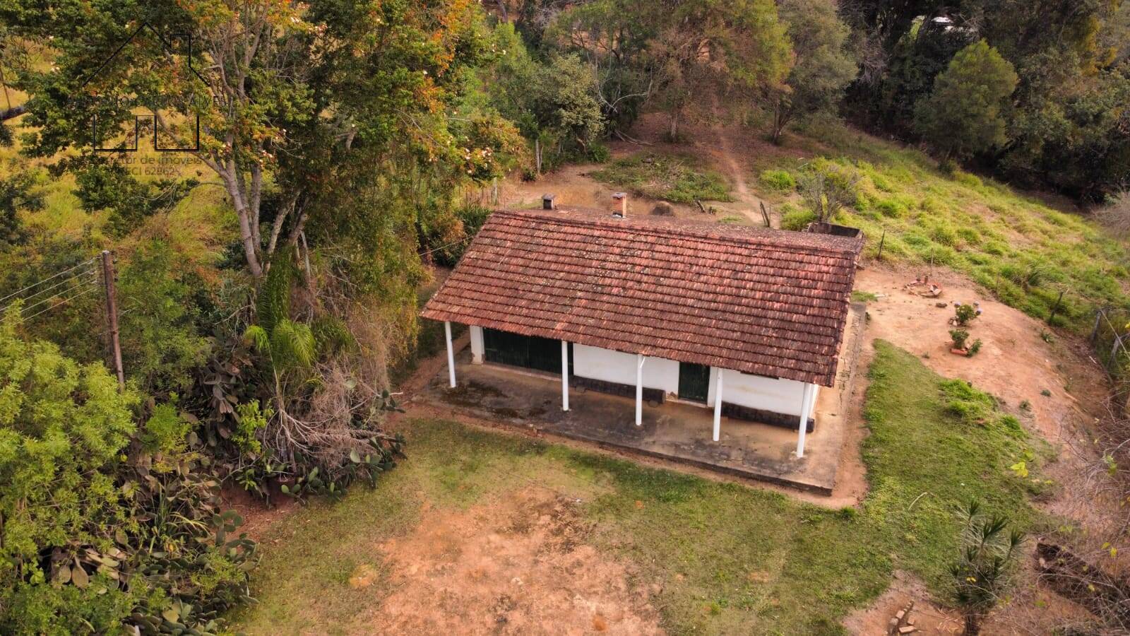 Fazenda à venda com 2 quartos, 100m² - Foto 4