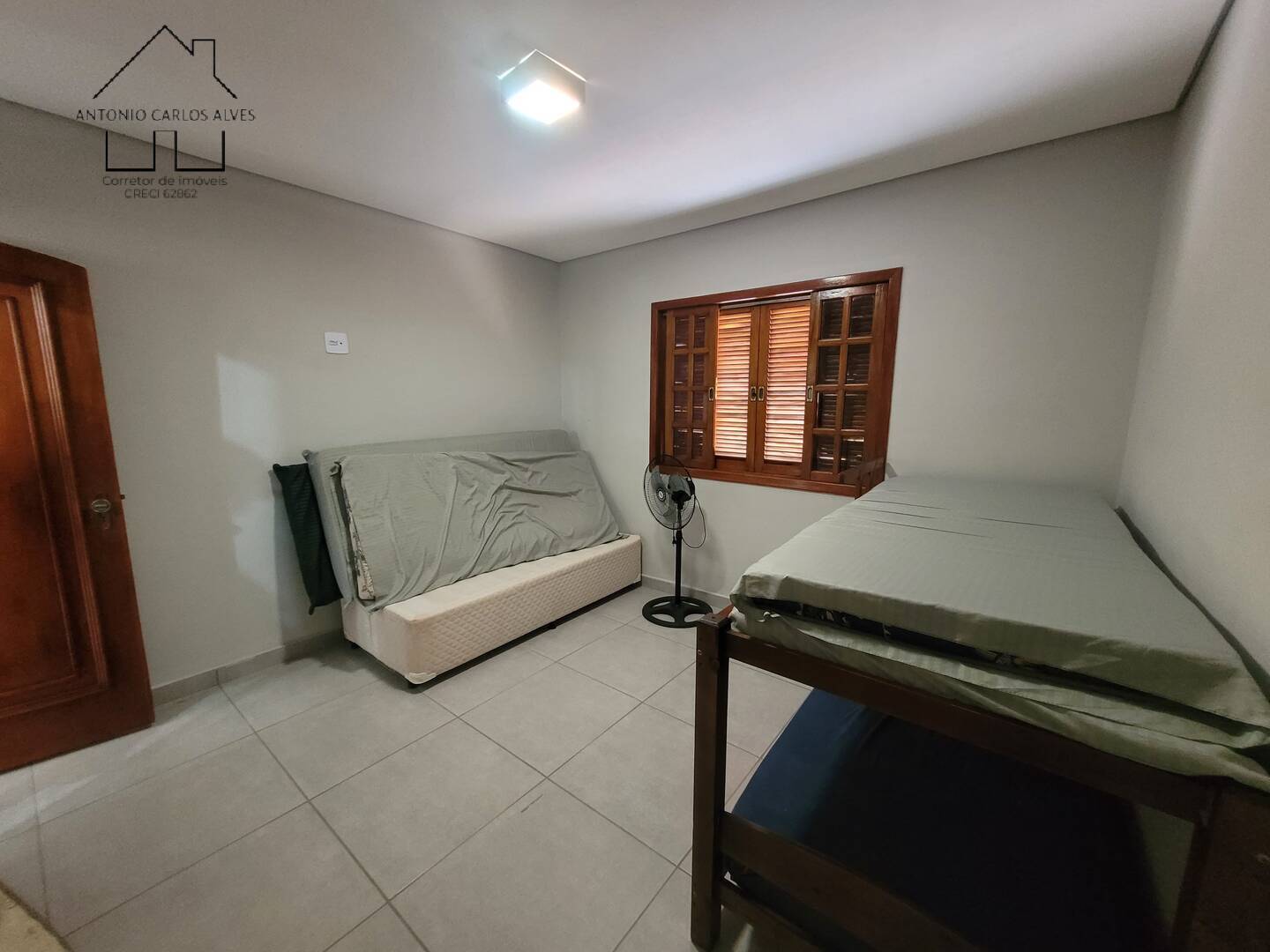 Fazenda à venda com 3 quartos, 160m² - Foto 32